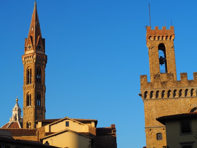 117-campanile-della-badia-e-torre-del-bargello